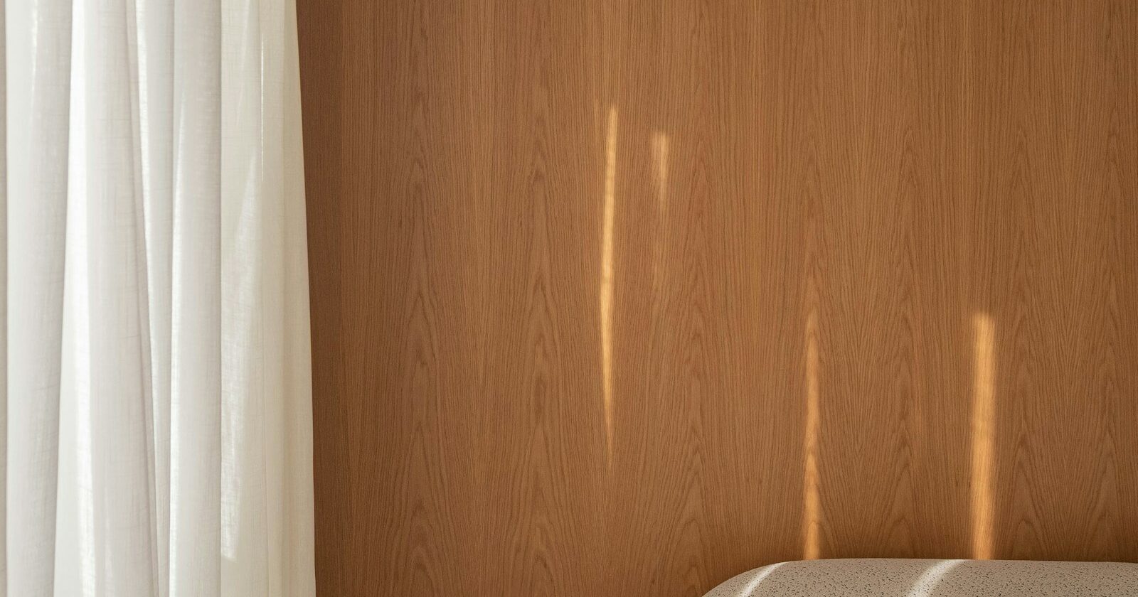 photo 1752407828561 2450ced77979