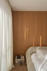 photo 1752407828561 2450ced77979